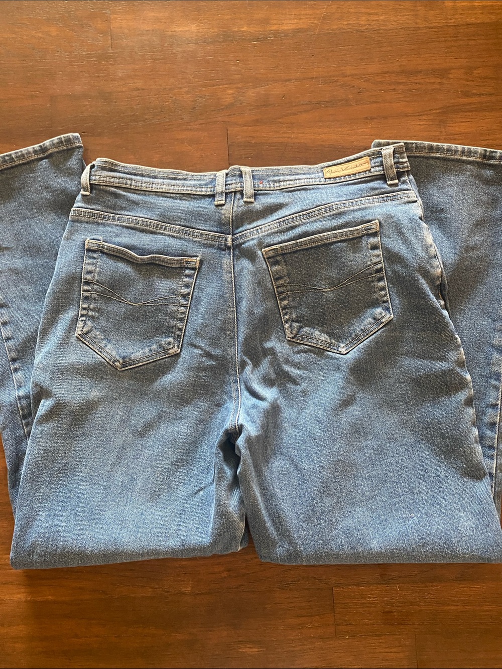Vintage Classic High-Rise Straight Leg Jeans - Medium Blue